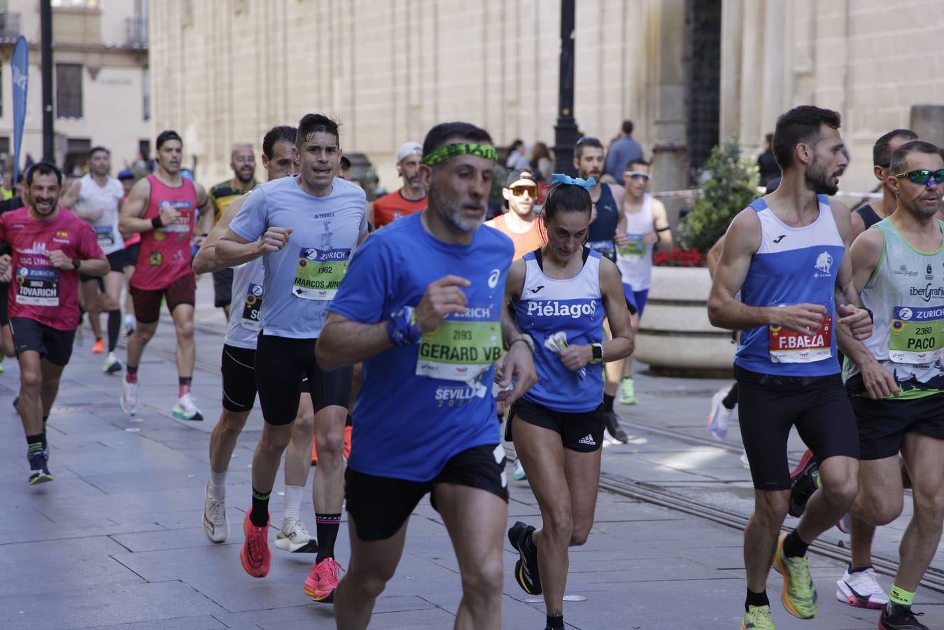 La prueba sevillana supone un gran aliciente para los corredores profesionales y amateur