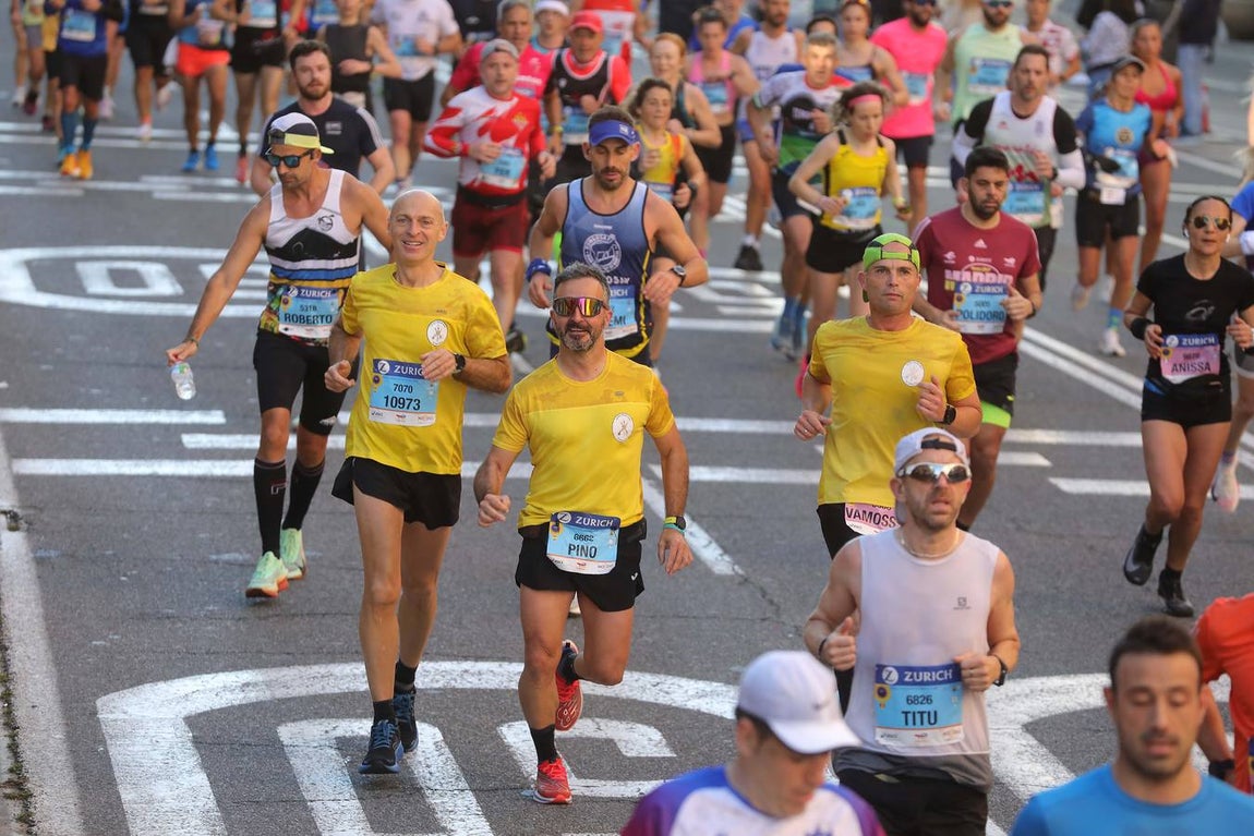 La carrera sevillana ha pasado por lugar emblemáticos de la ciudad como la Torre del Oro o la Plaza de España