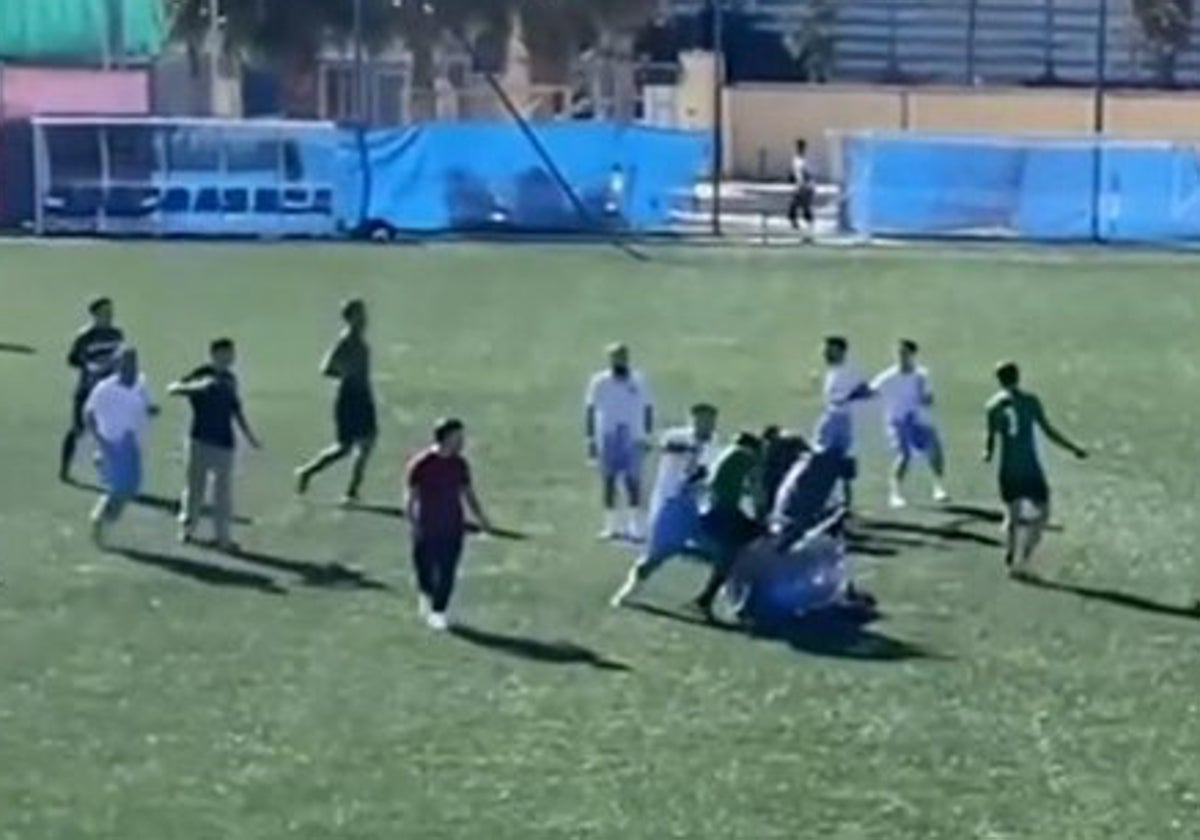 Detenido un futbolista que mandó al hospital al entrenador rival tras darle una brutal paliza