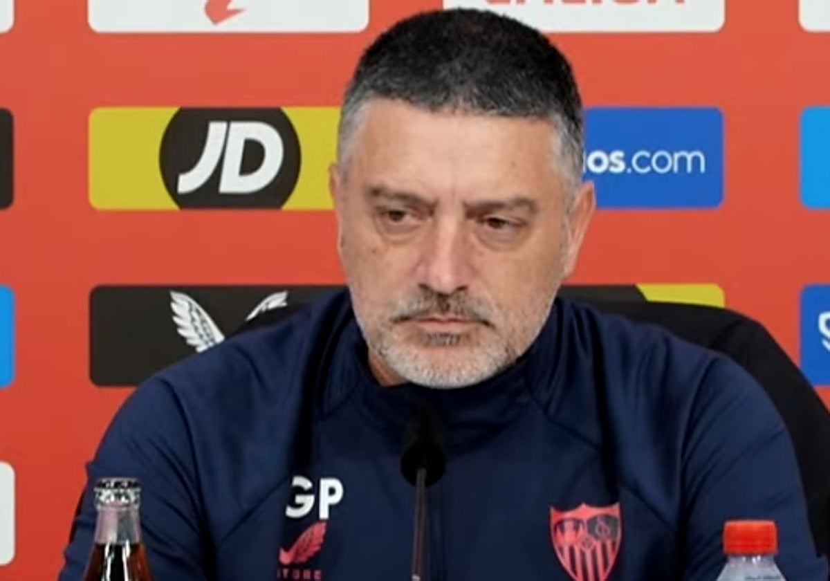 García Pimienta, en la rueda de prensa de este viernes