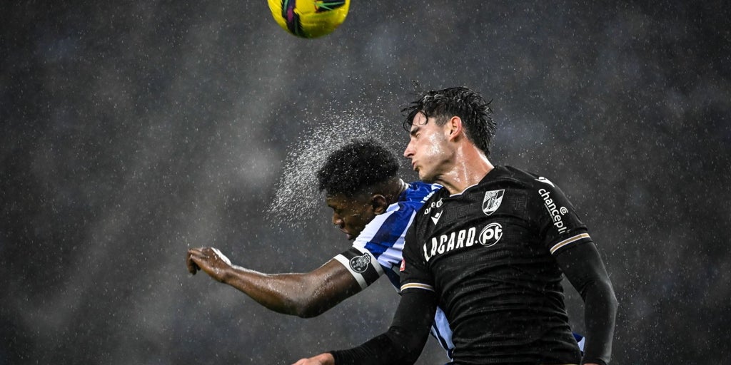 El Vitoria de Guimaraes gana al Casa Pia (1-0) antes de su visita de Conference al Benito Villamarín