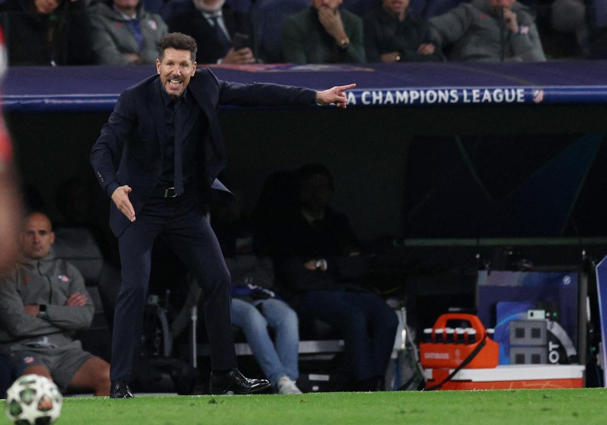 Simeone, durante el Madrid-Atlético