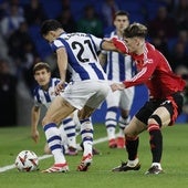 Aguerd y Garnacho, durante el partido