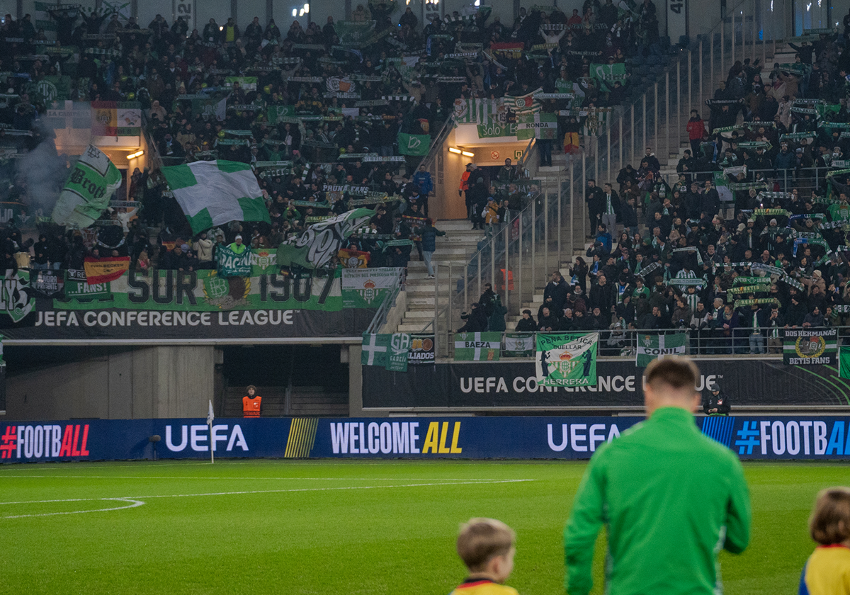 Afición del Betis en la Conference League