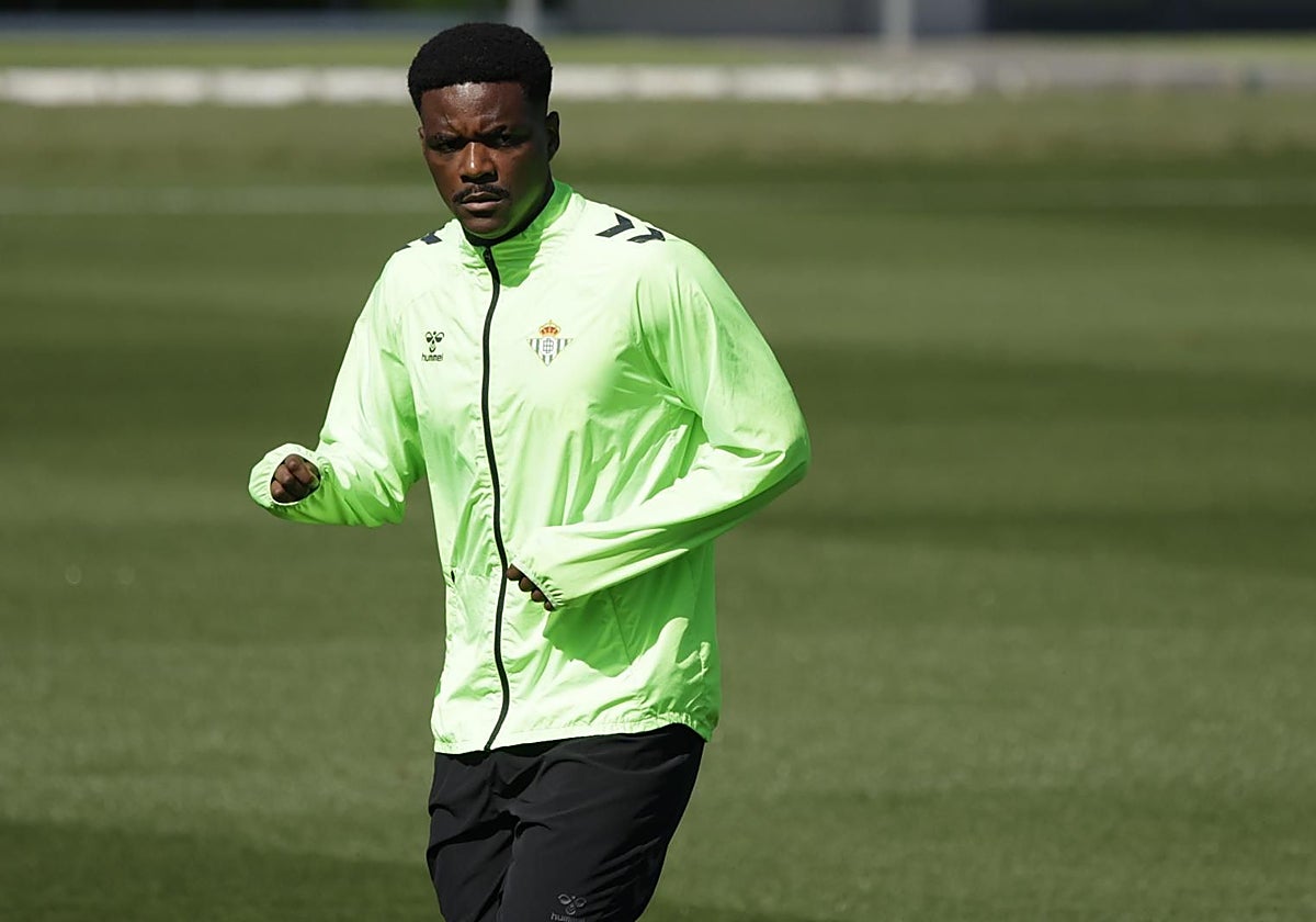 William Carvalho, en el entrenamiento del Real Betis