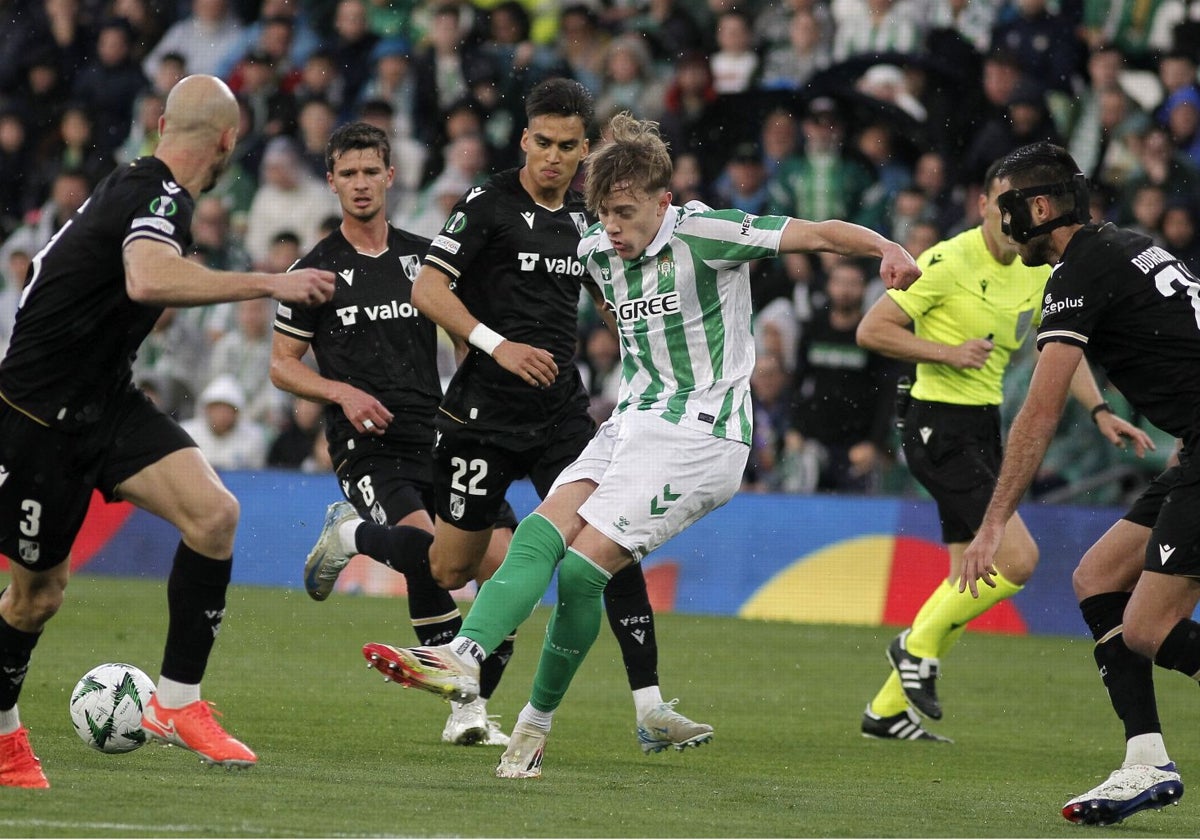 Jesús Rodríguez, en el Betis-Vitoria de Guimaraes de Conference