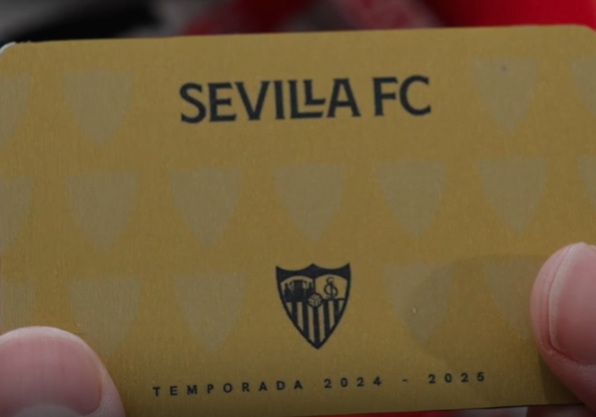 El Sevilla lanza el carnet dorado: si lo encuentras, el abono para la temporada 2025/26 será gratis