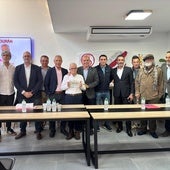 Emotivo homenaje y baño de sevillismo para Paco el Carpintero