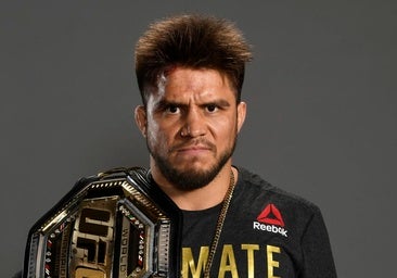 Roban el cinturón de un ex doble campeón de la UFC