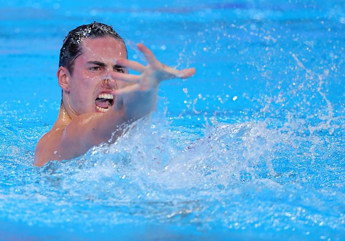 Dennis ha competido este viernes con el equipo en la rutina libre