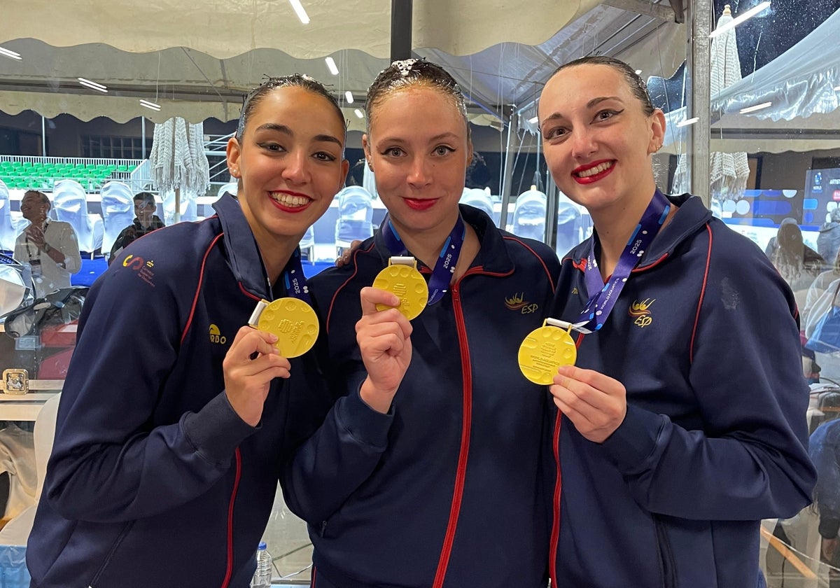 Aurora Lázaro, Alisa Ozhogina y Marina García Polo