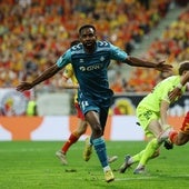 Bakambu celebra el gol que marcó al Jagiellonia para confirmar el pase del Betis a las semifinales de la Conference League