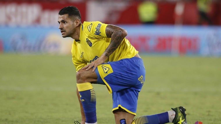 Vitolo, en su vuelta al Sánchez-Pizjuán con la camiseta de Las Palmas