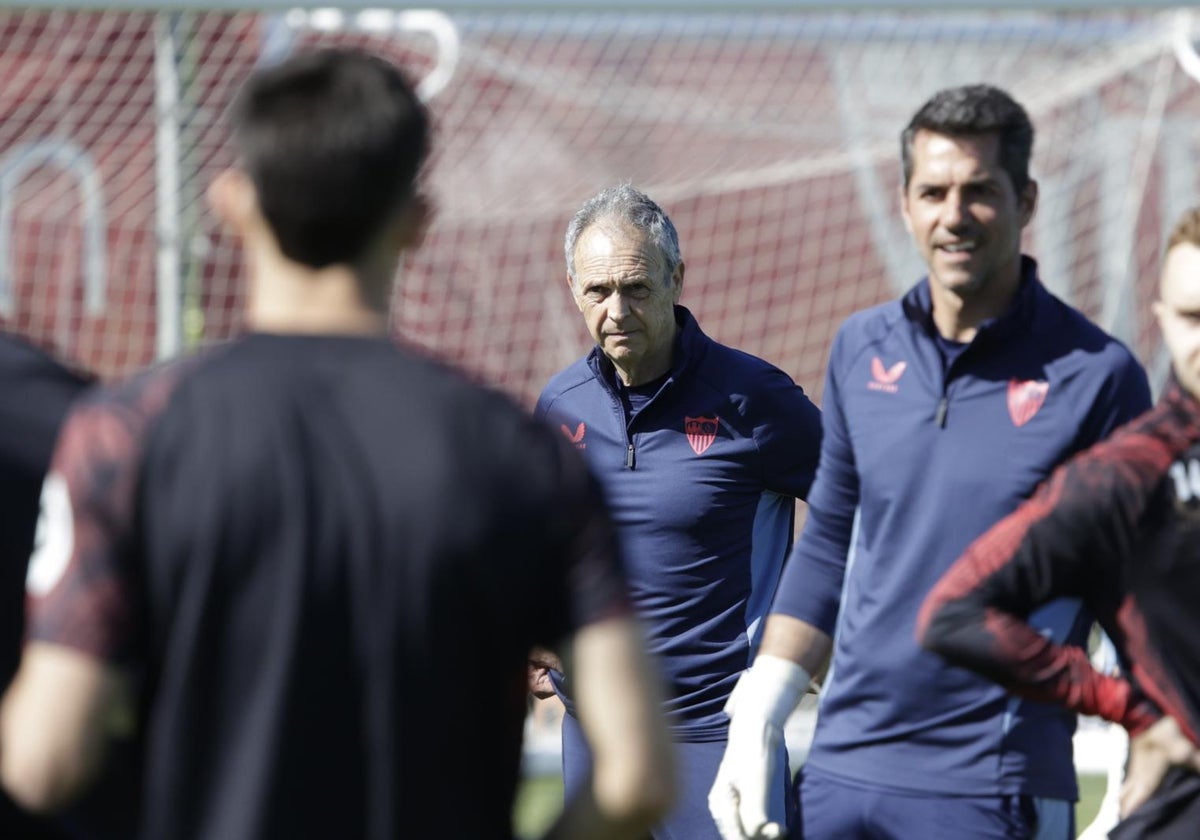 Joaquín Caparrós, durante el entrenamiento de este miércoles