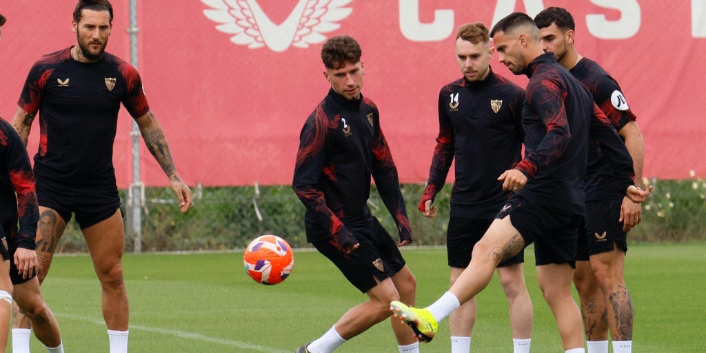 Caparrós habla claro de Suso: «Si no ha intervenido más ha sido por el entrenador»