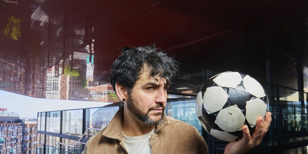 Fran Perea : «Los árbitros en la élite están cobrando un buen dinero y puede justificarse ese sufrimiento»