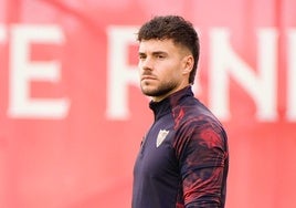 Álvaro Fernández renueva con el Sevilla FC dos años más