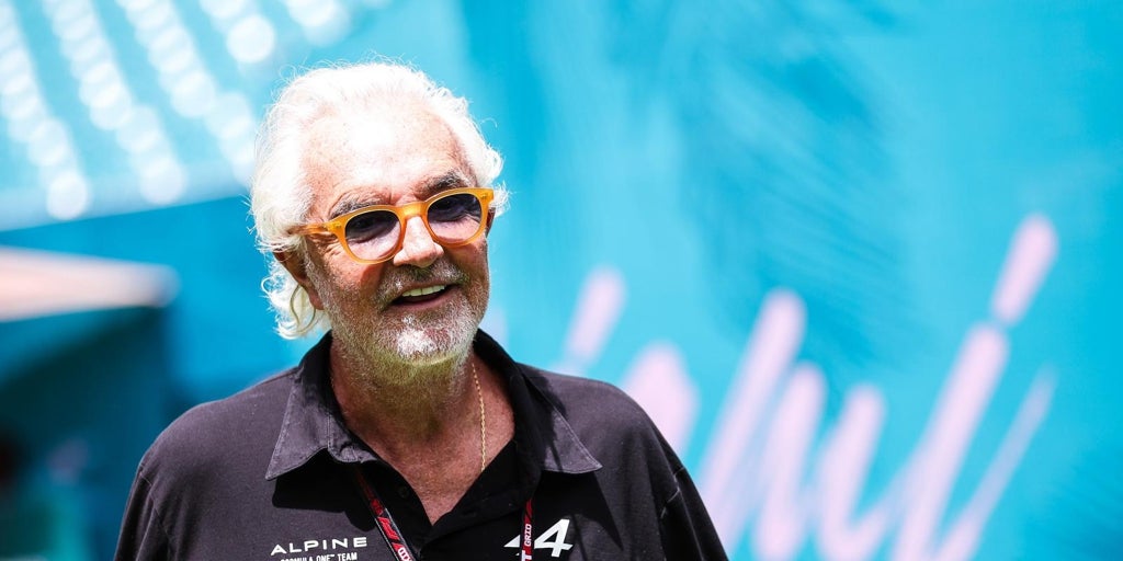 Flavio Briatore vuelve a ser el jefe, con Colapinto en la recámara