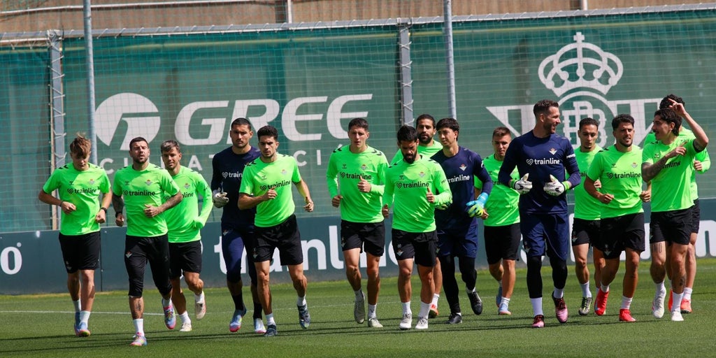 Alineaciones probables del Fiorentina - Betis de la Conference League 2024-2025: onces y banquillo de suplentes