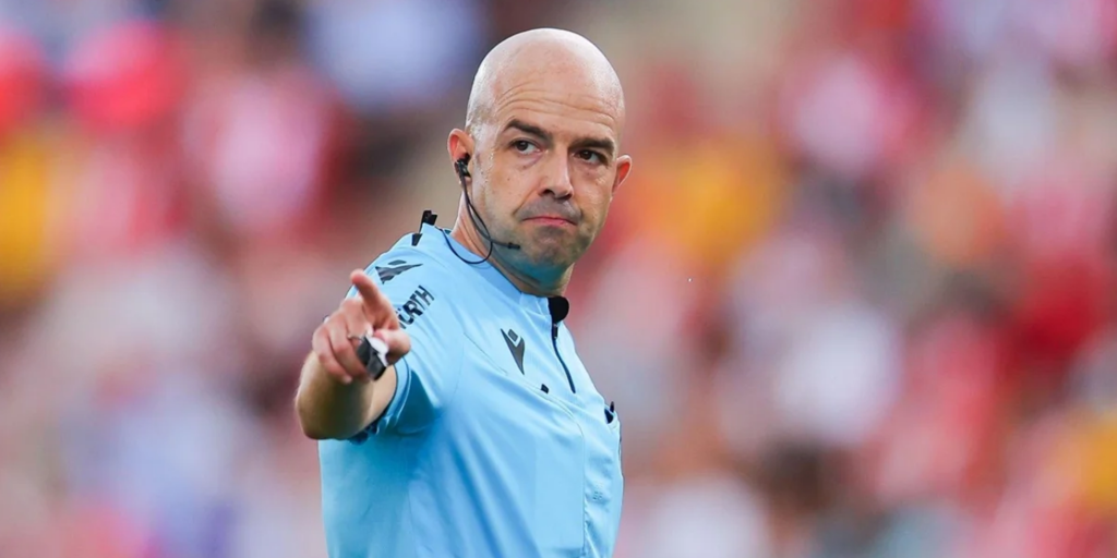 El polémico González Fuertes dirigirá el Celta - Sevilla
