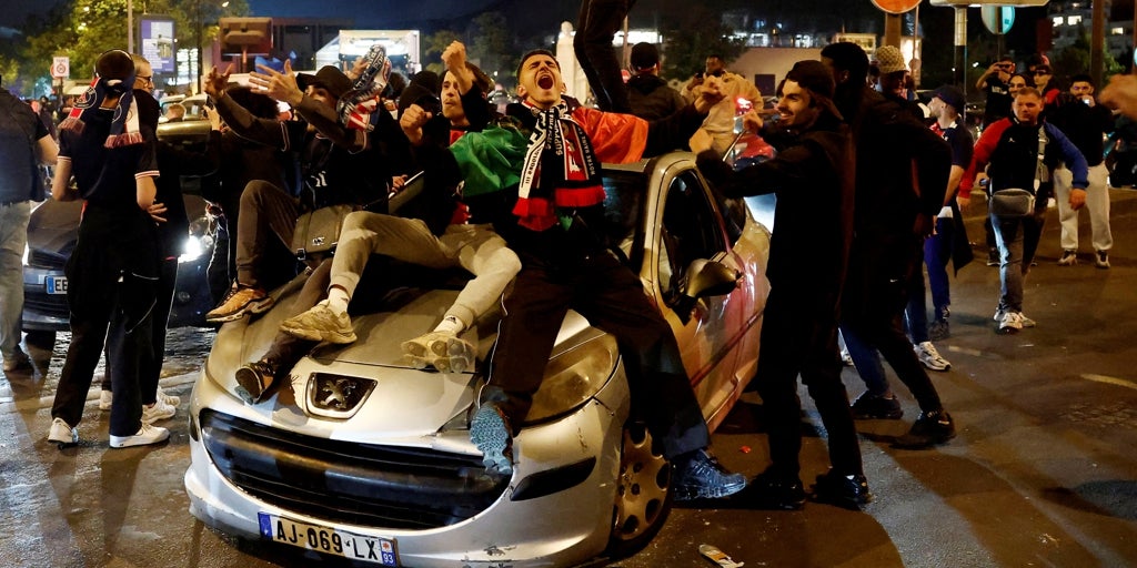 Caos y graves incidentes en París durante la celebración de la clasificación del PSG para la final de la Champions