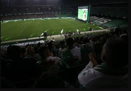 El Betis espera el permiso definitivo de la UEFA para instalar una pantalla gigante en el Villamarín para ver la final