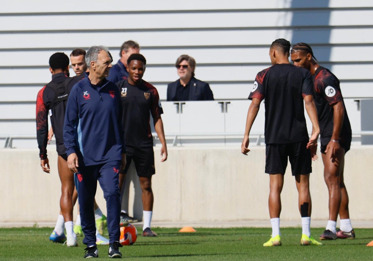 Joaqun Caparrós, durante el entrenamiento de este lunes en la ciudad deportiva