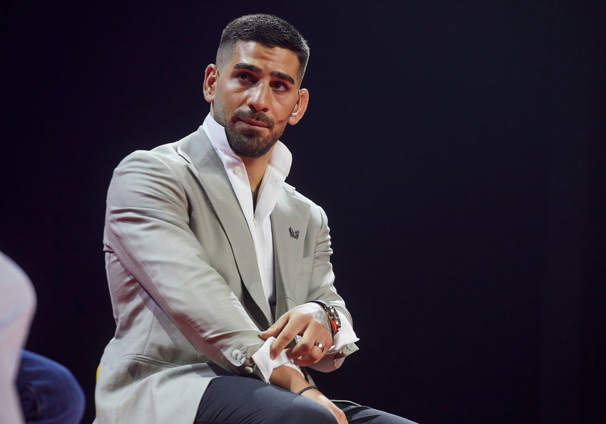 Ilia Topuria, peleador de MMA, en un evento