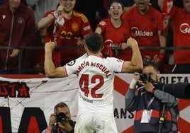 García Pascual y su gol con el Sevilla: «Es lo que llevo soñando desde chiquitito»