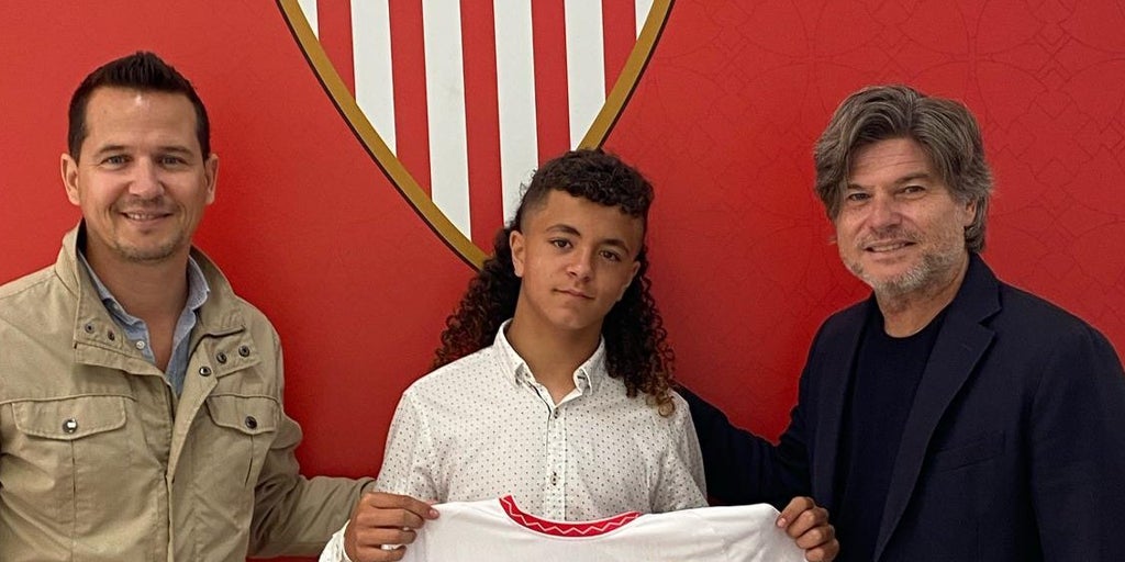 El Sevilla blinda a David Rosa, joya de LaLiga FC Futures, por quien preguntaron Real Madrid y Barcelona