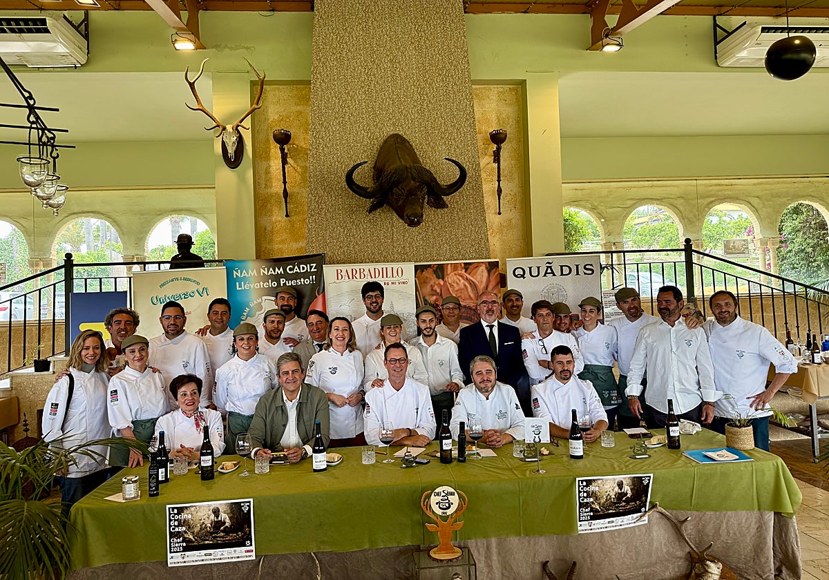 Participantes y jurado del la octava edición del concurso Chef Sierra de Cádiz