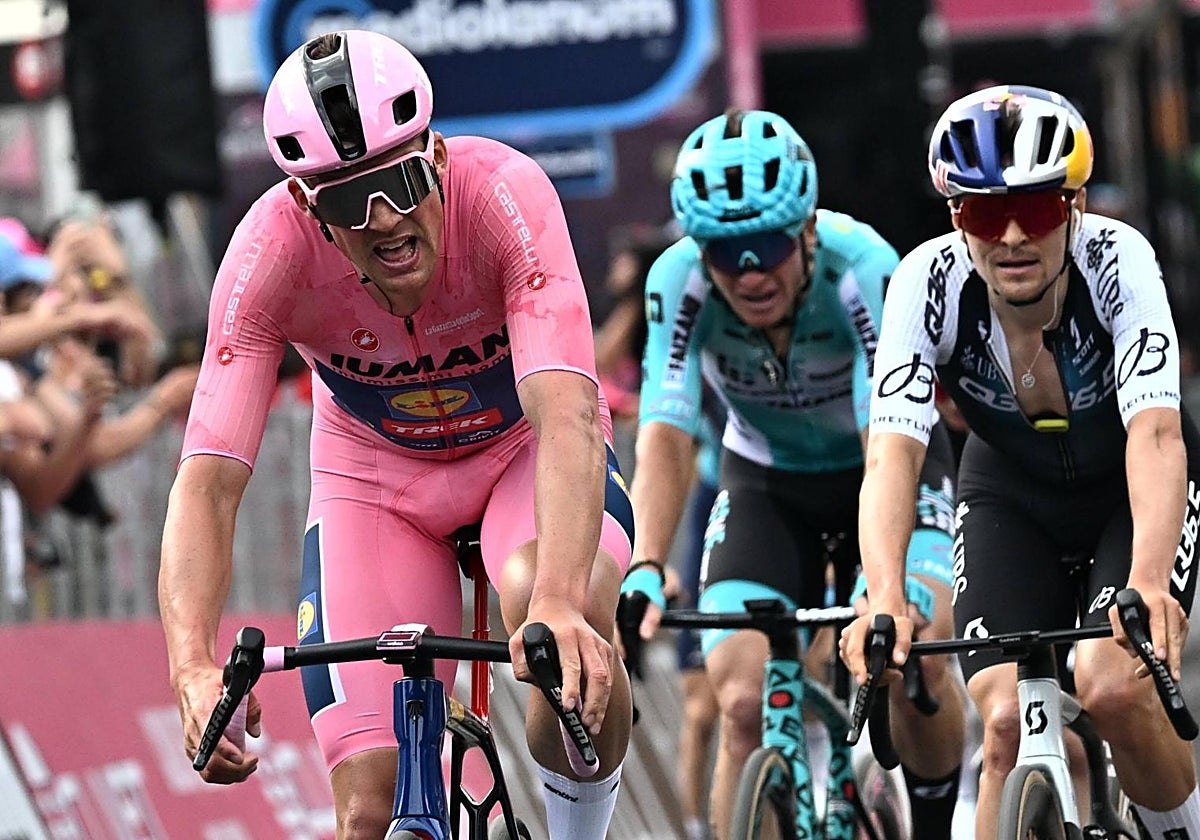 Mads Pedersen entró vencedor en Matera