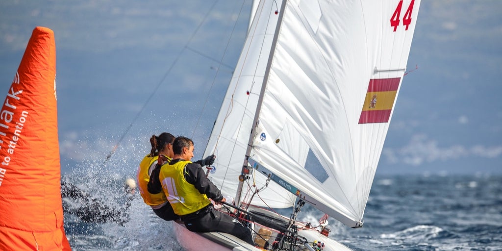 Jordi Xammar y Marta Cardona amarran el oro antes de la Medal Race