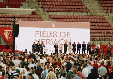Un grupo de sevillistas registra la marca 'Fieles de Nervión'