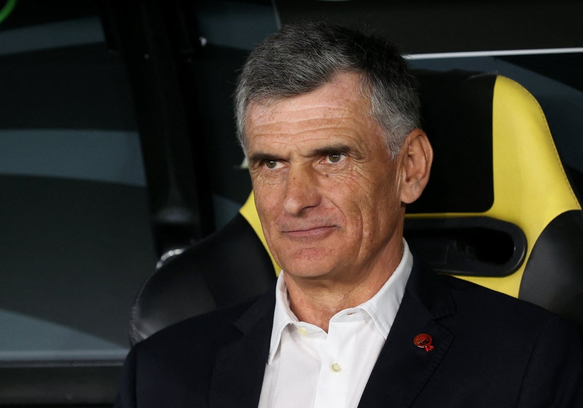 José Luis Mendilibar, entrenador del Olympiacos
