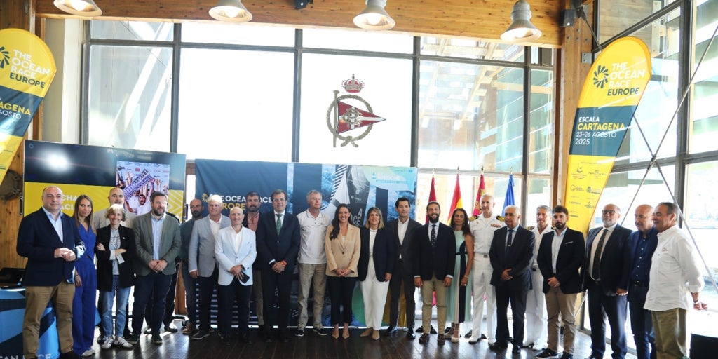 Cartagena: Society & Scale