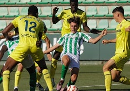 Dura derrota para cerrar el curso del Betis Deportivo ante el Villarreal B (0-3)