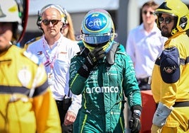Jaque mate de Aston Martin a Alonso: sin coche ni estrategia, el español abandona en Mónaco