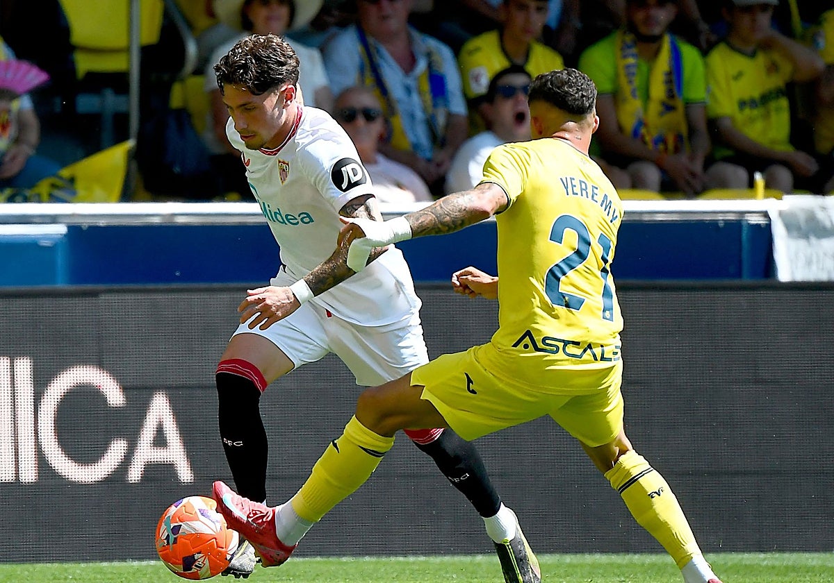 Carmona se va de Yéremi en el Villarreal - Sevilla