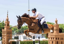 El astigitano José Carlos García Herrainz se corona en el Gran Premio del CSN4* de Pineda