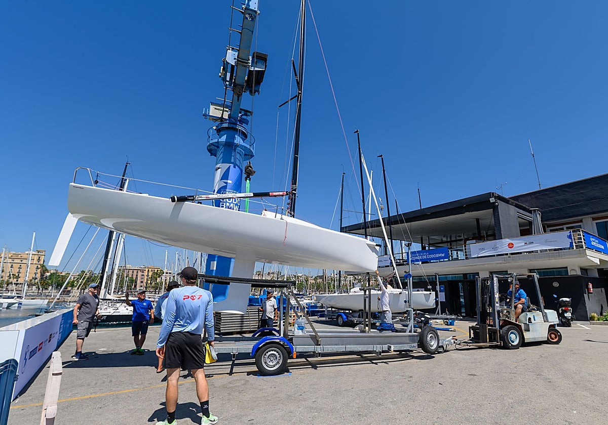 Últimos preparativos en el Real Club Náutico de Barcelona