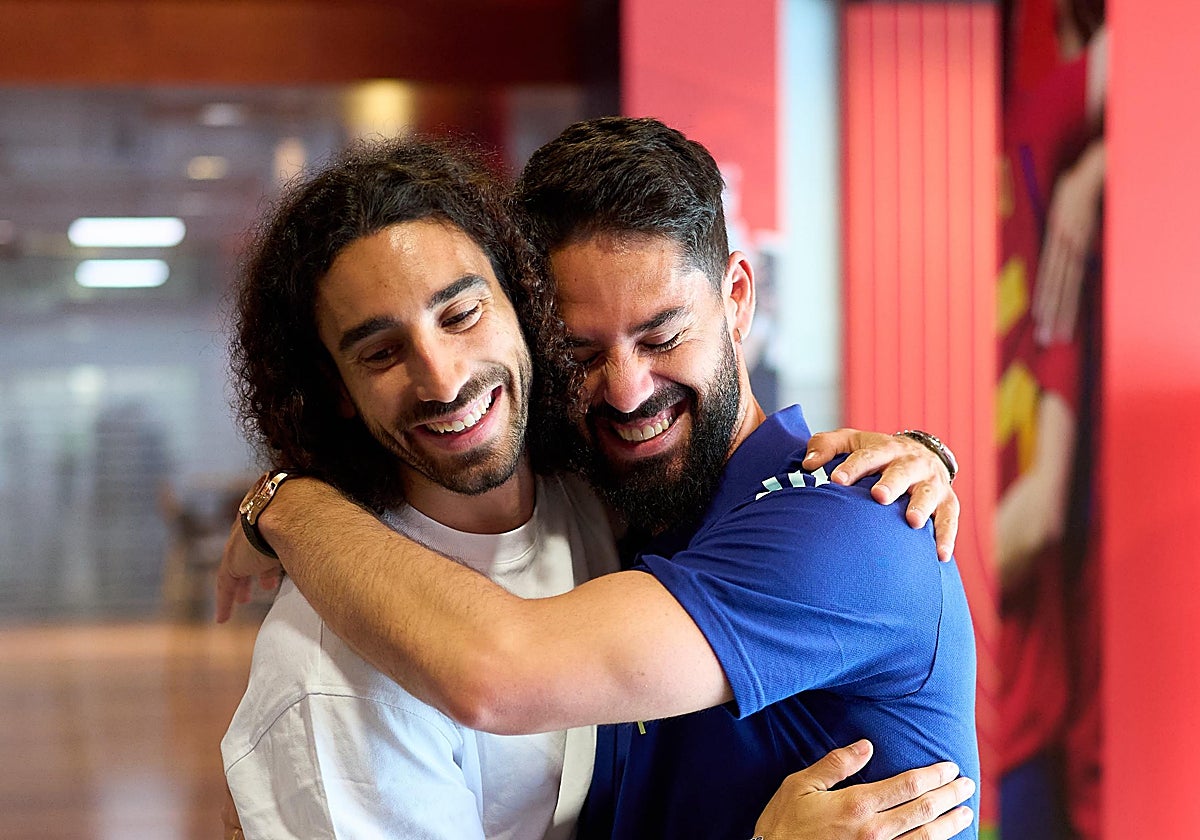 Isco se reencuentra con Cucurella en la concentración con la selección: «Ahora toca disfrutarte»