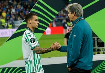 Los agentes de Antony y el Betis cuadran números para convencer al United