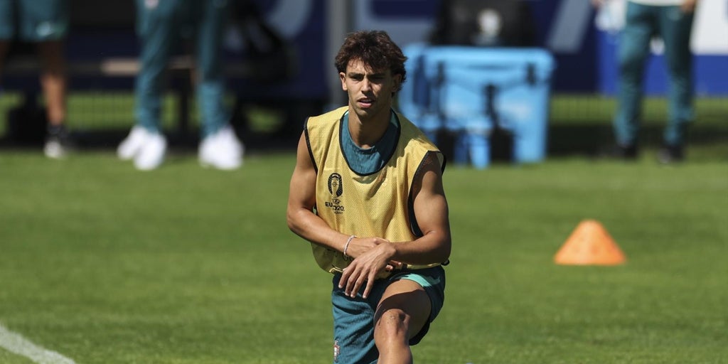 De cesión en cesión, la decadencia sin fin de Joao Félix