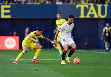Suso en pleno partido con el Sevilla FC