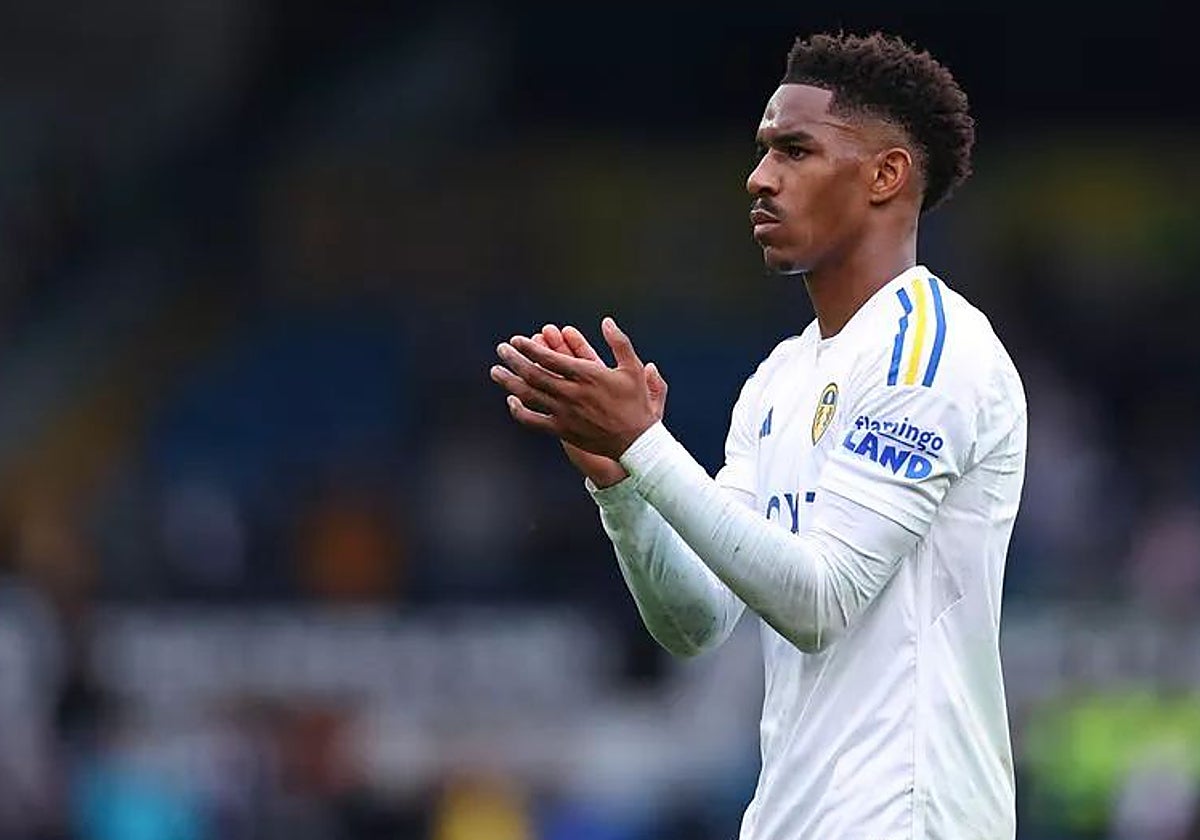 Júnior Firpo, en un partido del Leeds.
