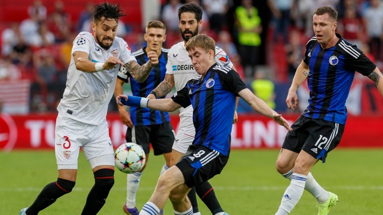 Alex Telles en su etapa como jugador del Sevilla FC