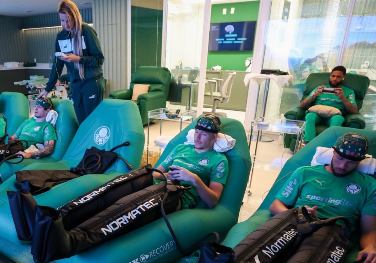 Jugadores del Palmeiras en el Centro de Recuperación y Neurociencia