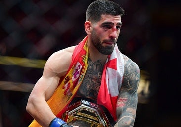 Ilia Topuria no duda de su victoria contra Charles Oliveira: «Lo dejo fuera de combate en el primer asalto»