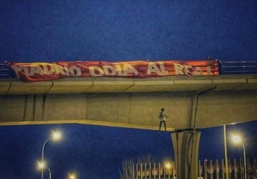 22 meses de cárcel, veto en los estadios y unas disculpas: las penas para los ultras que colgaron un muñeco de Vinicius